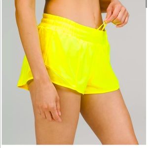 🍋 Lululemon Hotty Hot Shorts